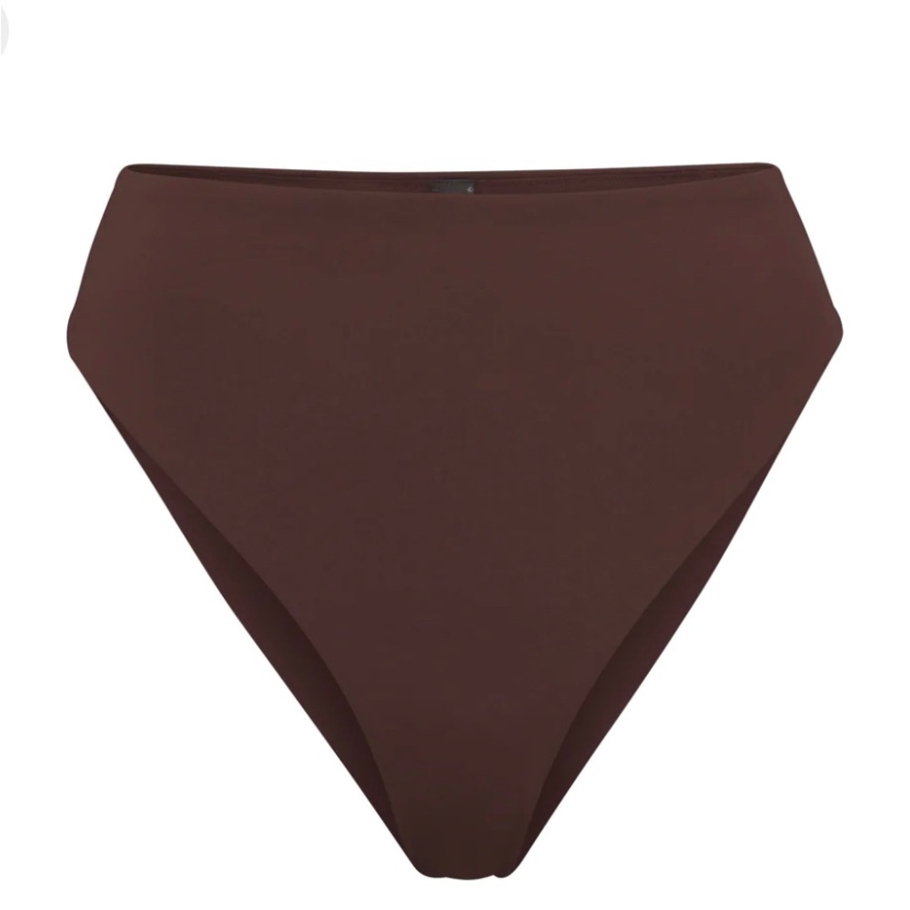 SKIMS swim